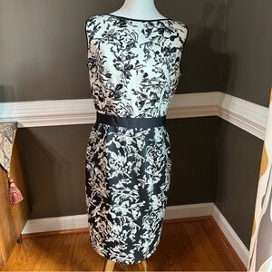 Tadashi Shoji Black and White sleeveless embroidered dress